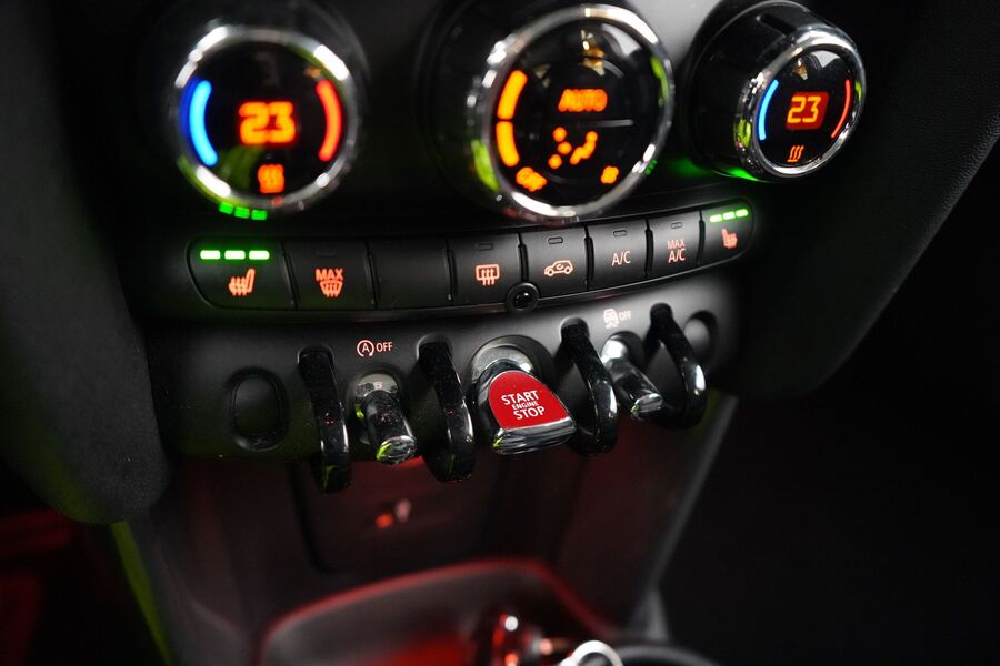 Mini Cooper vaihtoauto