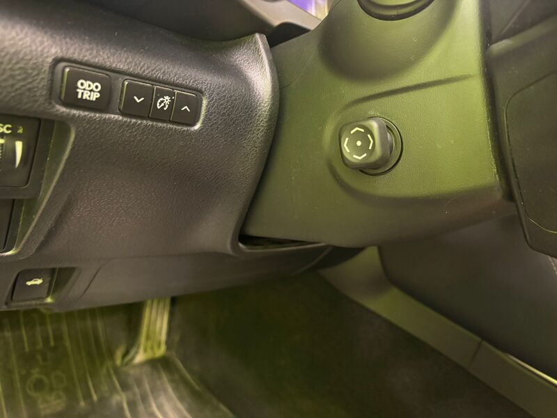 Lexus IS vaihtoauto