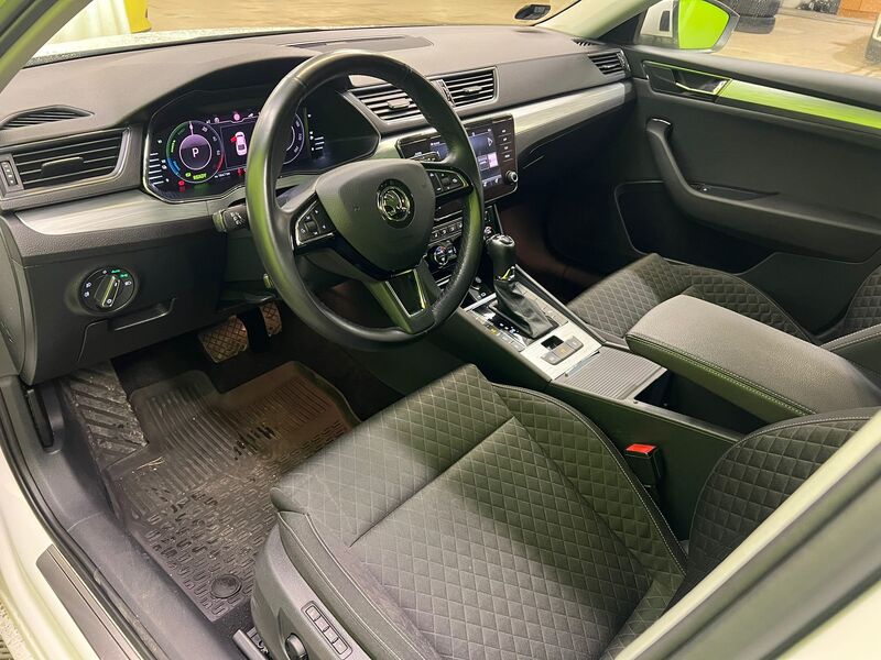 Skoda Superb vaihtoauto