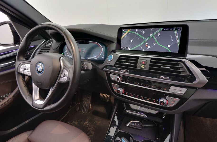 BMW iX3 vaihtoauto