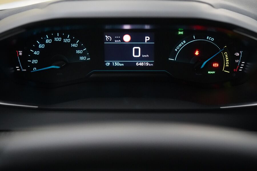 Peugeot e-208 vaihtoauto