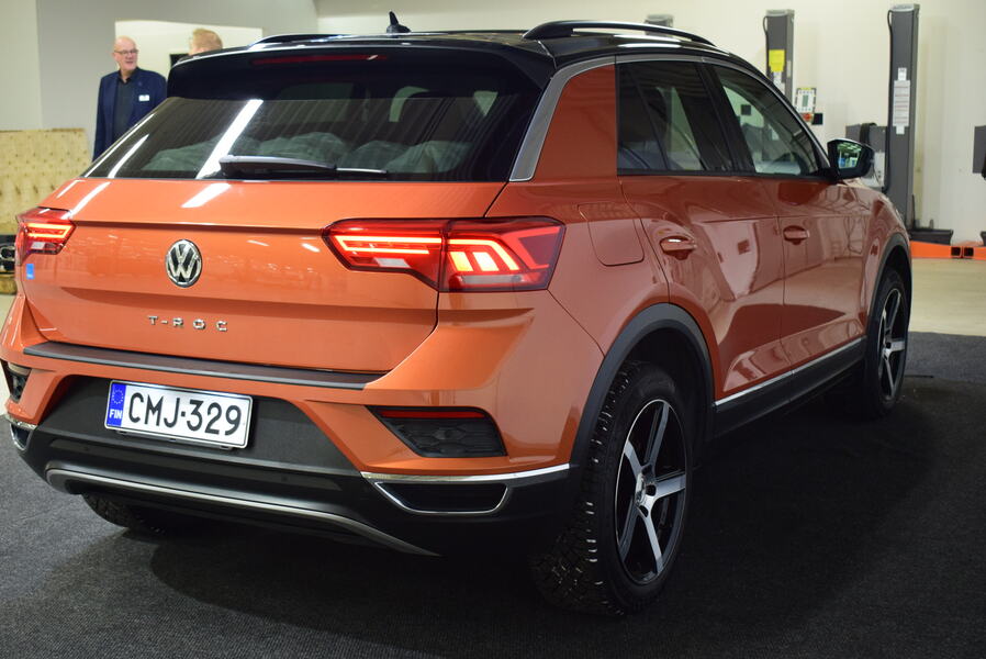 Volkswagen T-Roc vaihtoauto