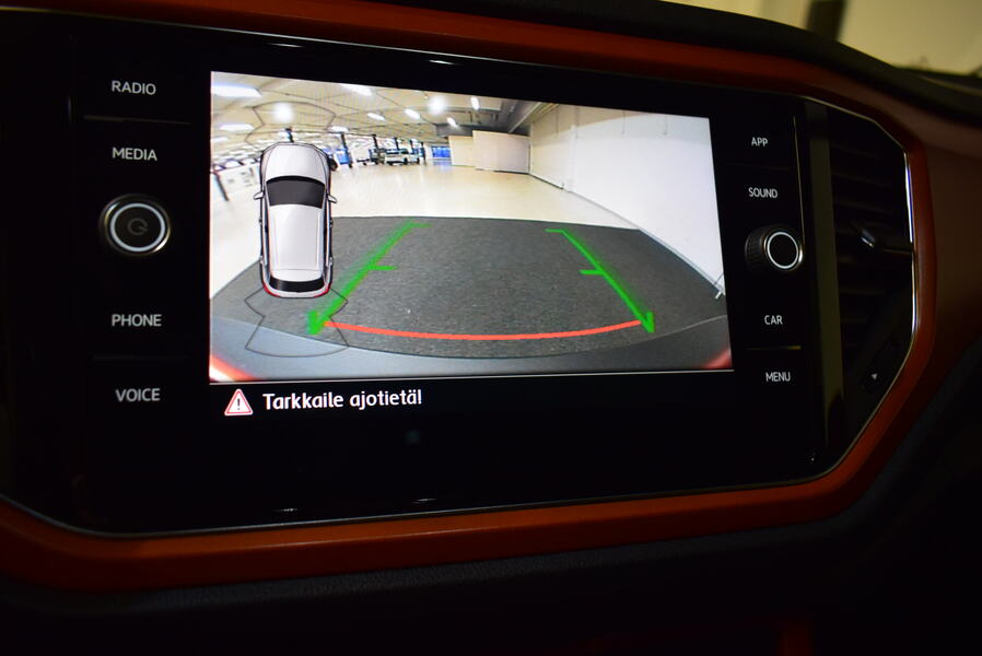 Volkswagen T-Roc vaihtoauto