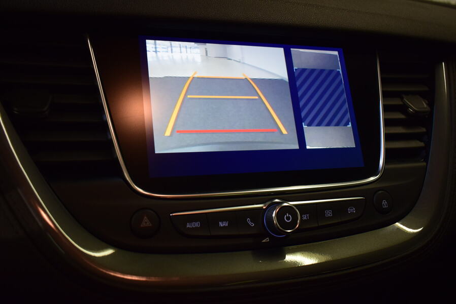 Opel Grandland X vaihtoauto