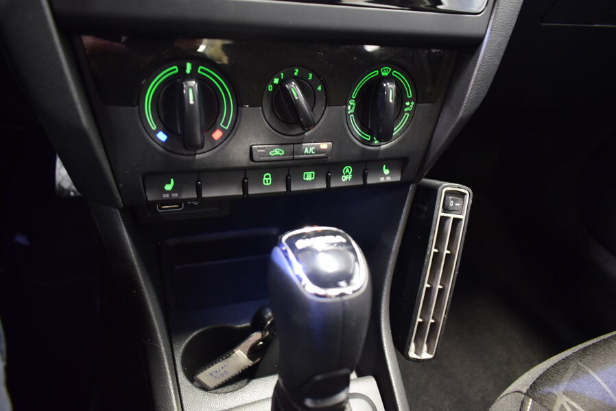 Skoda Rapid vaihtoauto