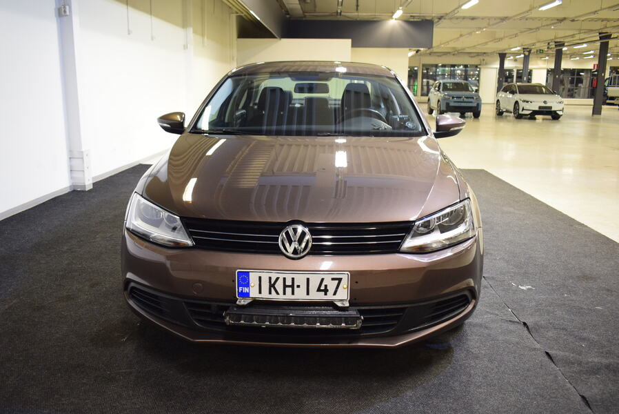 Volkswagen Jetta vaihtoauto