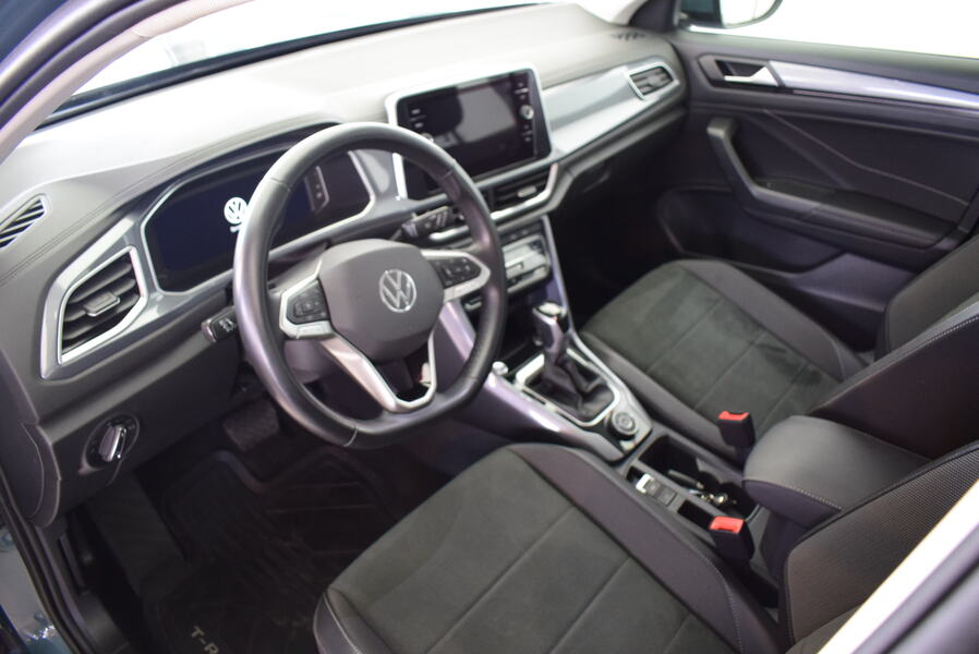 Volkswagen T-Roc vaihtoauto