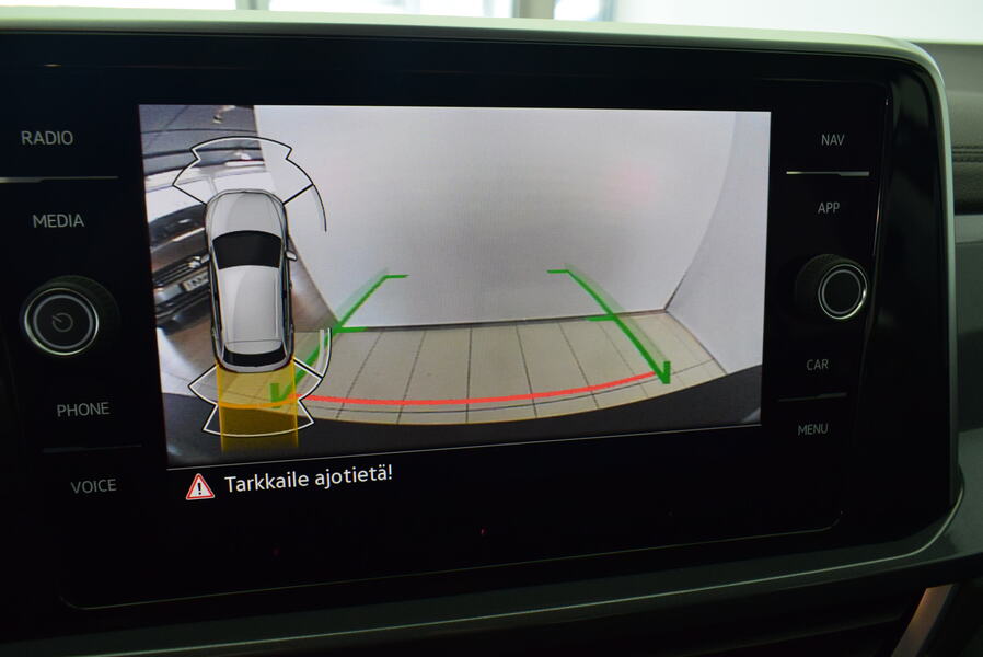 Volkswagen T-Roc vaihtoauto