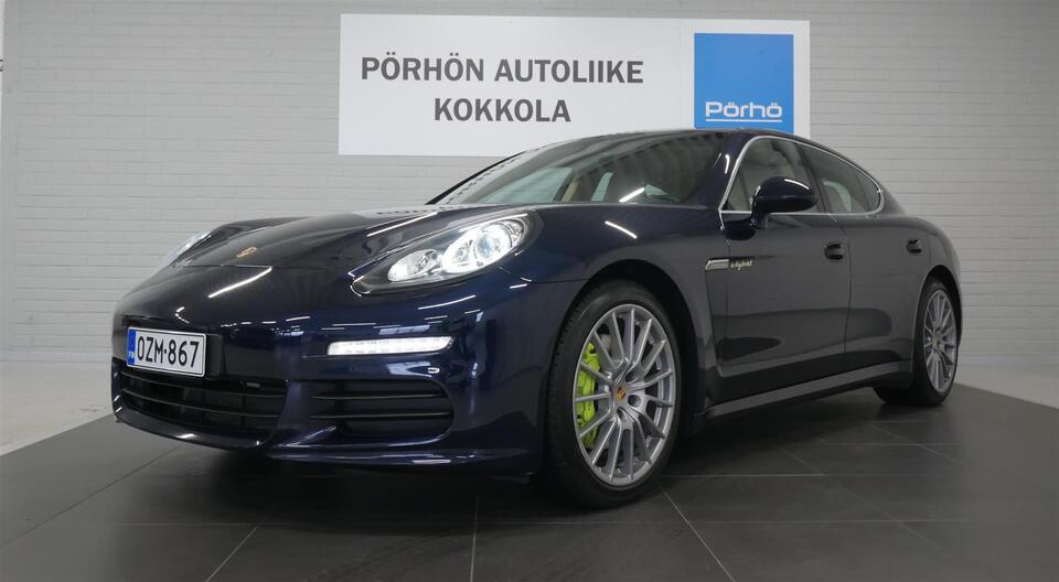 Porsche Panamera vaihtoauto