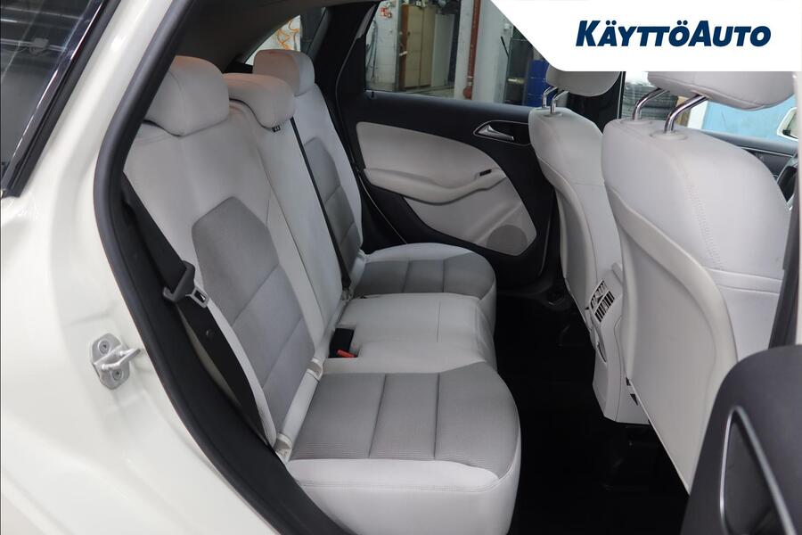 Mercedes-Benz B vaihtoauto