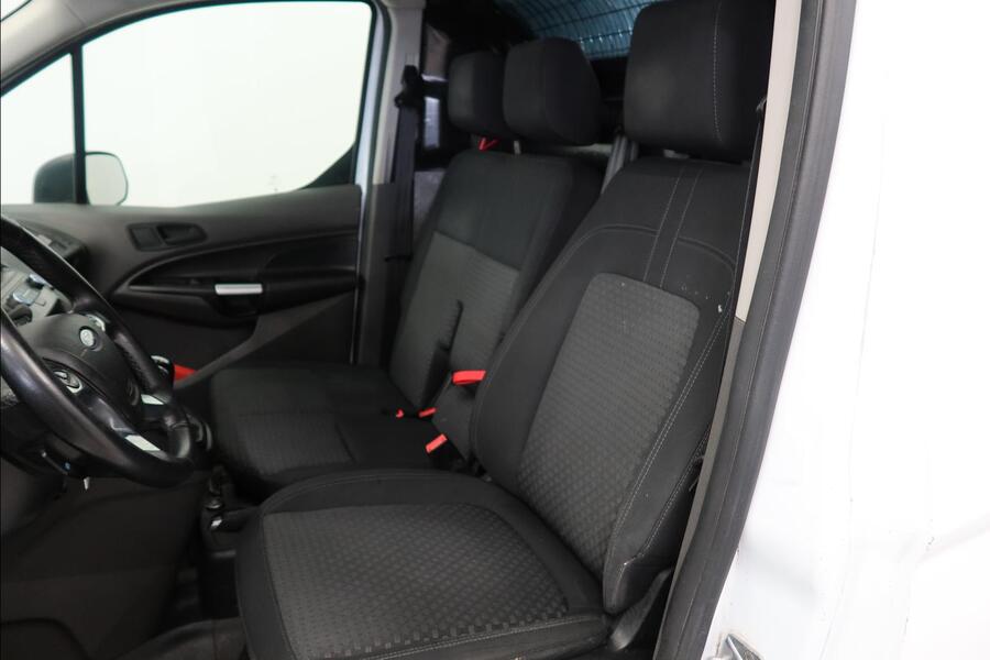Ford Transit Connect vaihtoauto