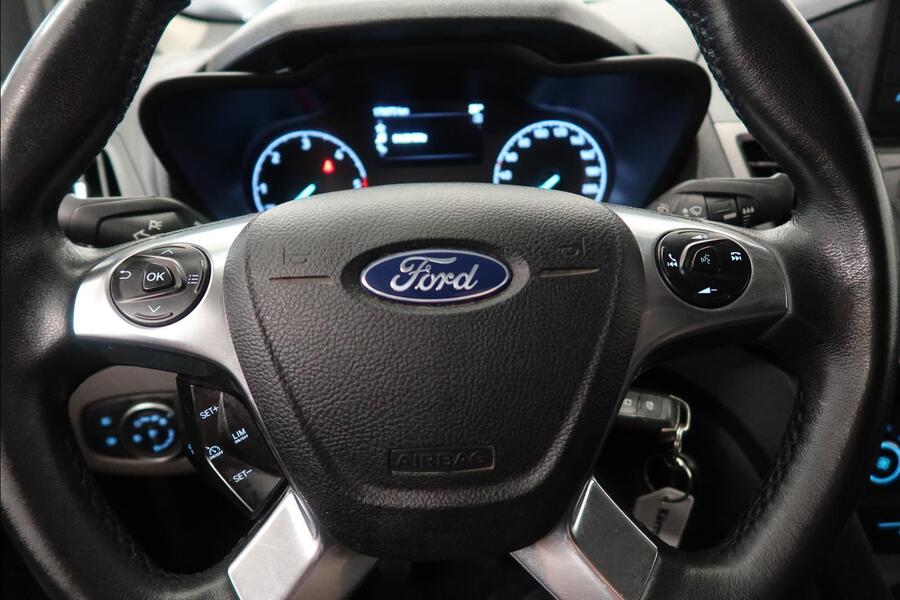 Ford Transit Connect vaihtoauto