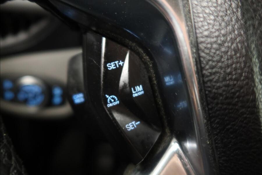 Ford Transit Connect vaihtoauto