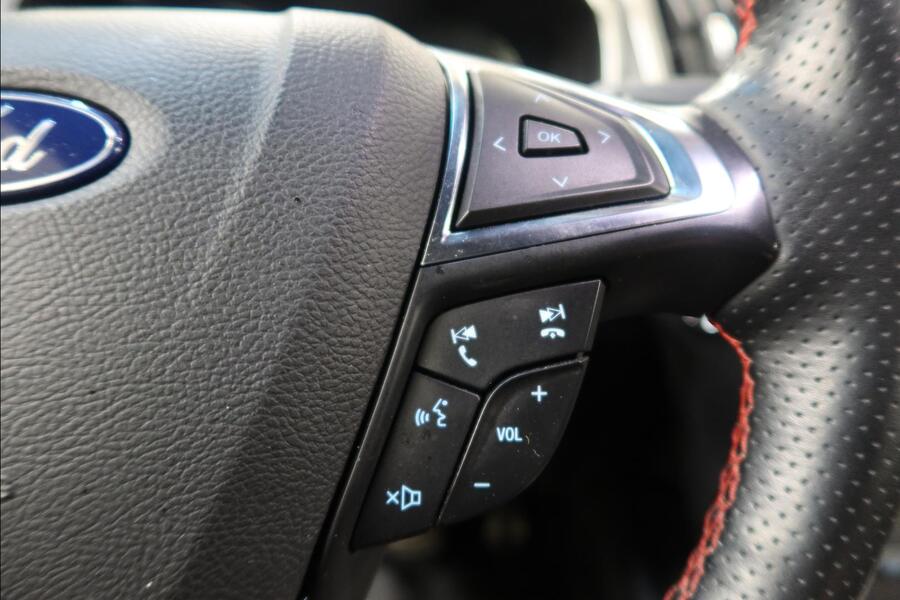 Ford Edge vaihtoauto