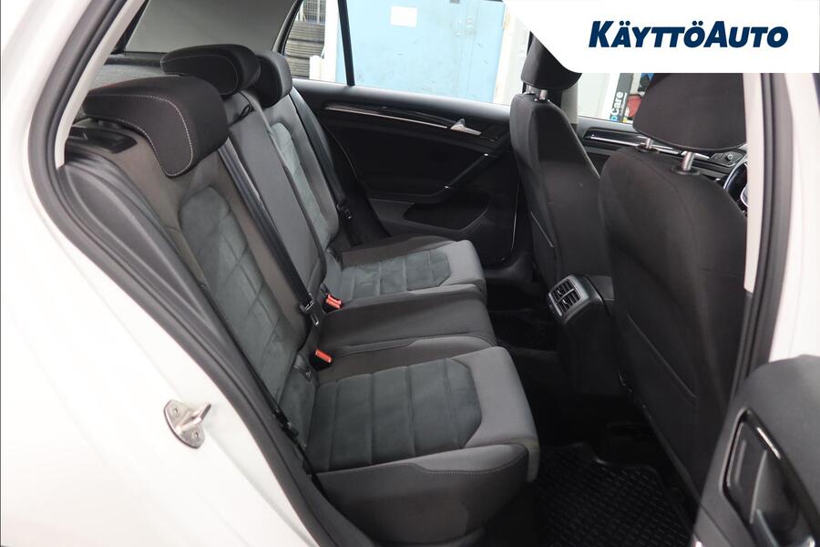 Volkswagen Golf vaihtoauto