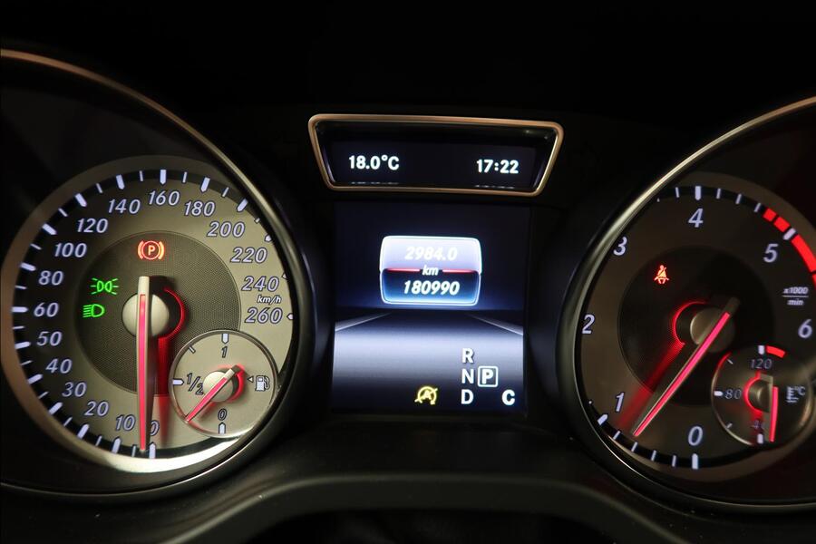 Mercedes-Benz CLA-sarja vaihtoauto