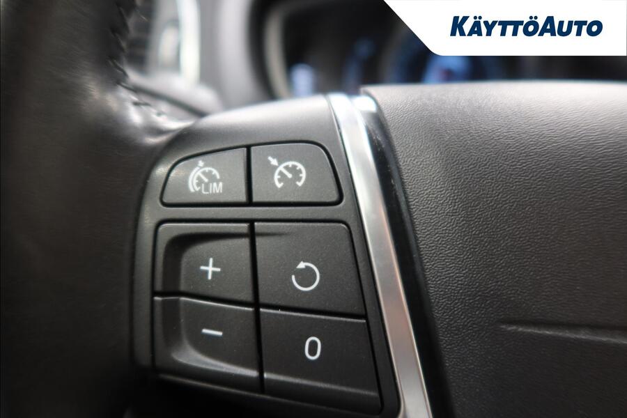 Volvo V40 Cross Country vaihtoauto