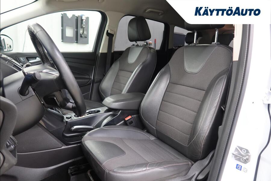 Ford Kuga vaihtoauto