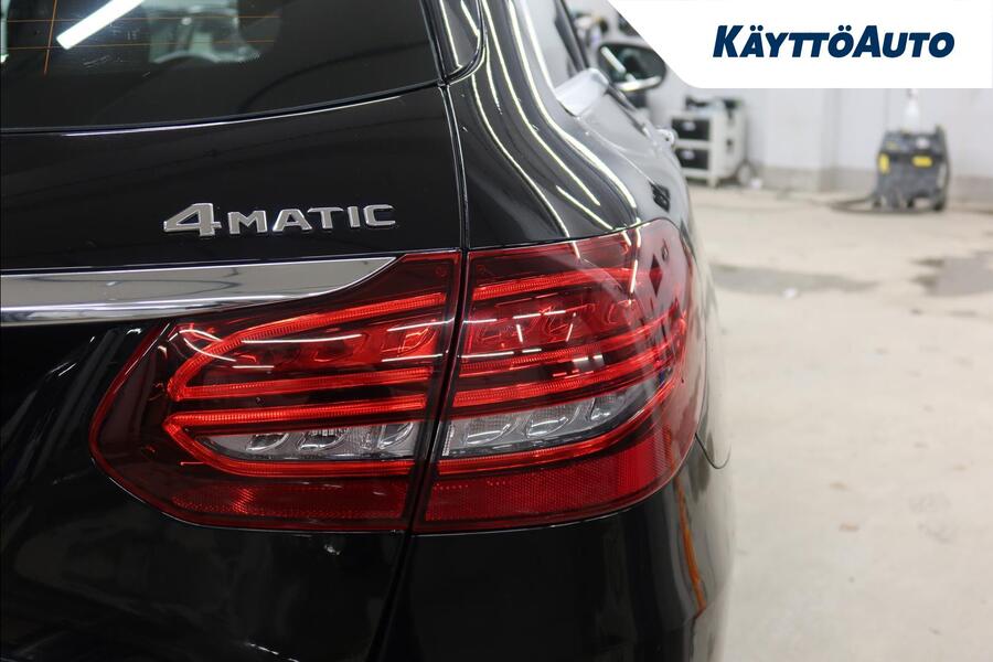 Mercedes-Benz C vaihtoauto