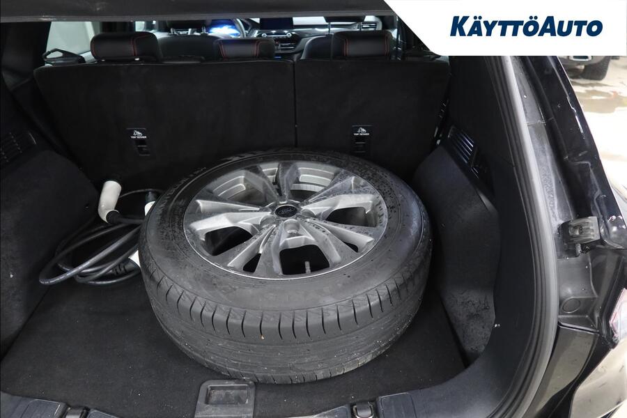 Ford Kuga vaihtoauto