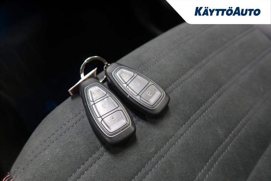 Ford Kuga vaihtoauto