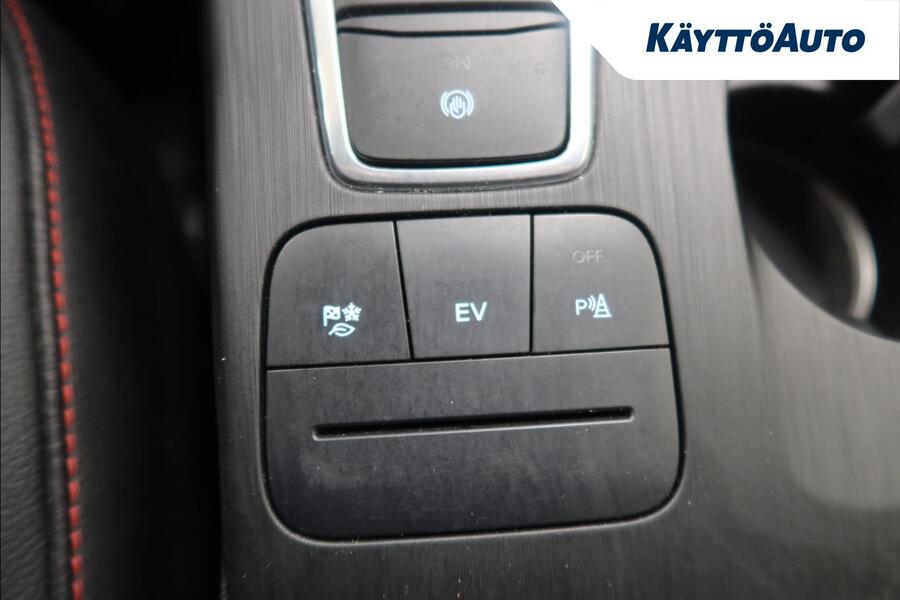 Ford Kuga vaihtoauto