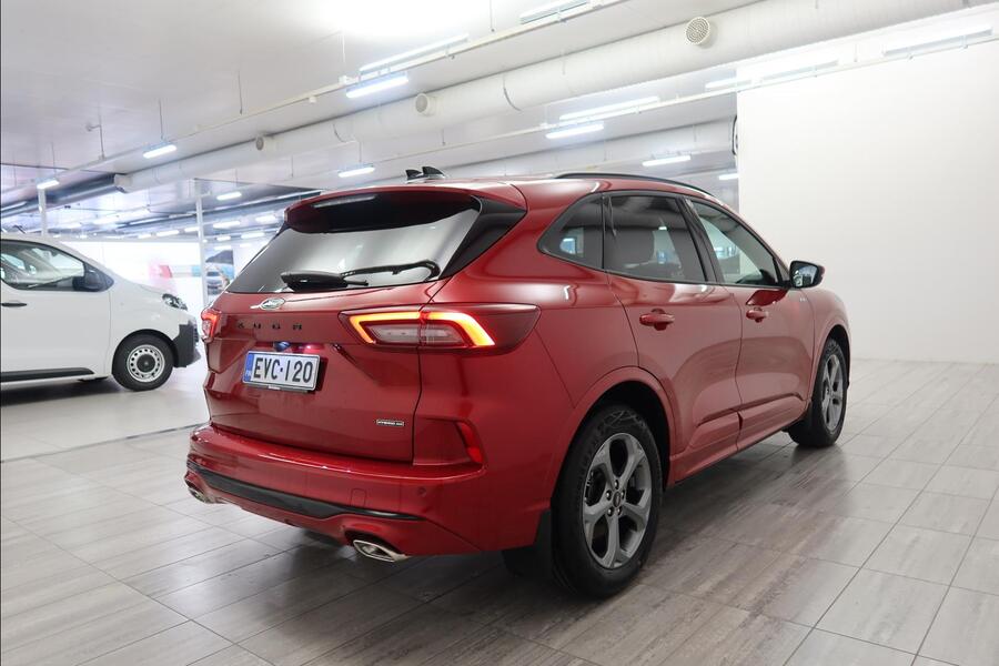 Ford Kuga vaihtoauto