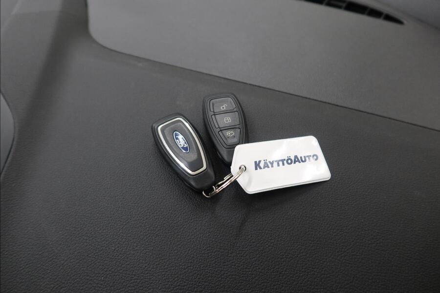 Ford Kuga vaihtoauto