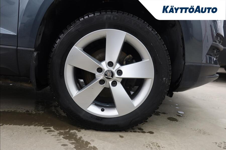 Skoda Karoq vaihtoauto