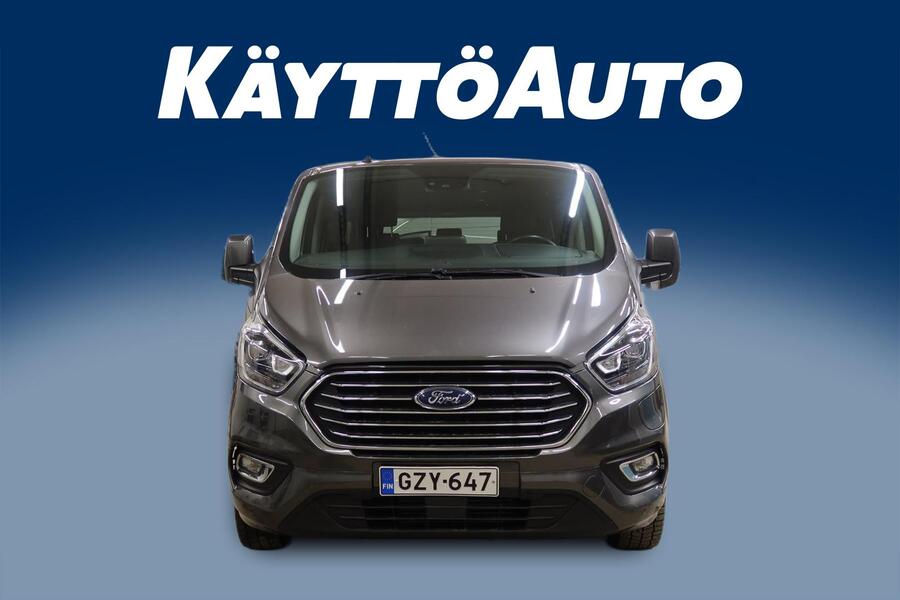 Ford Tourneo Custom vaihtoauto