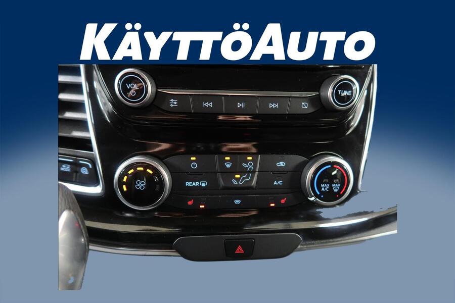 Ford Tourneo Custom vaihtoauto