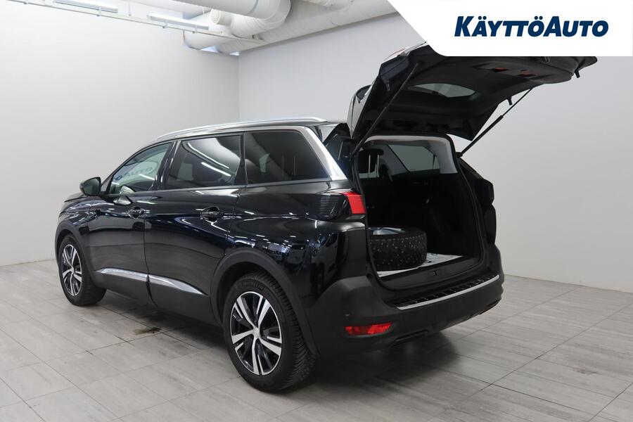 Peugeot 5008 vaihtoauto