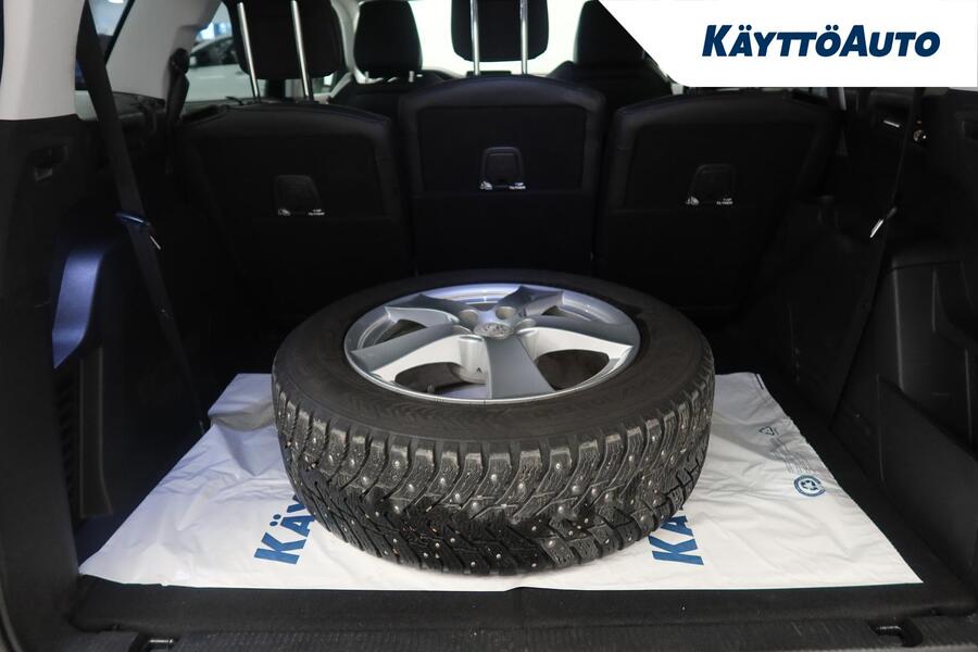 Peugeot 5008 vaihtoauto