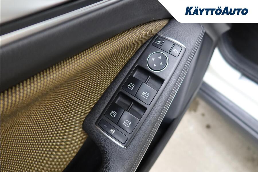 Mercedes-Benz GLA vaihtoauto