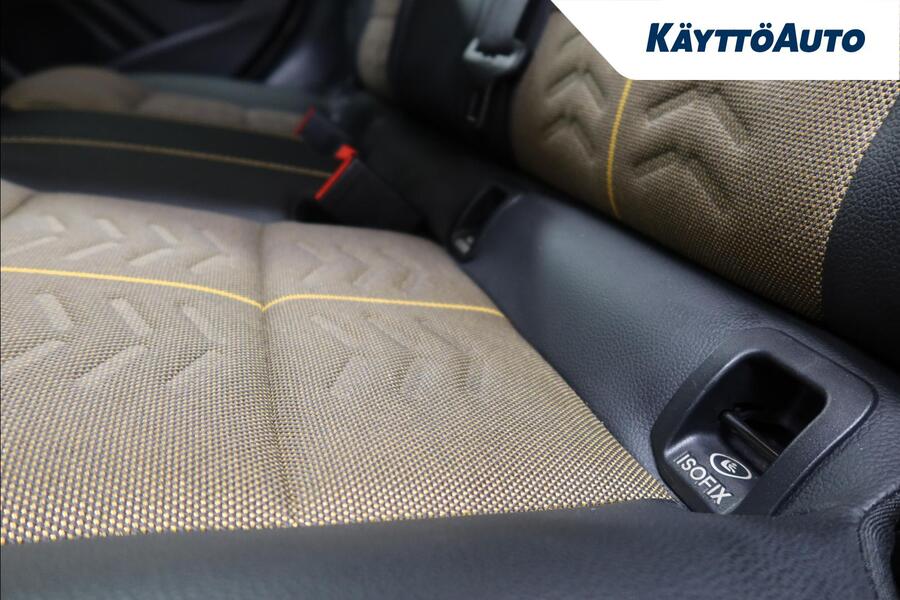 Mercedes-Benz GLA vaihtoauto