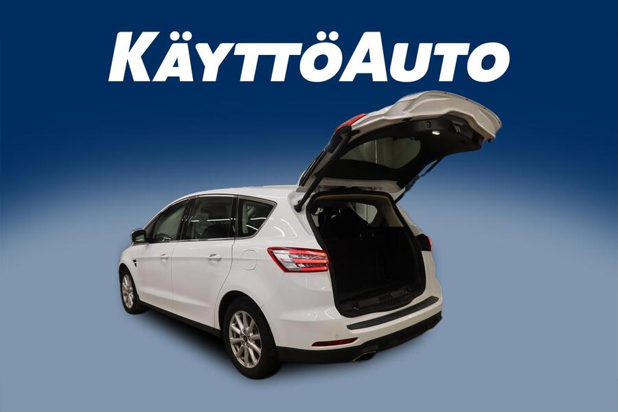 Ford S-MAX vaihtoauto