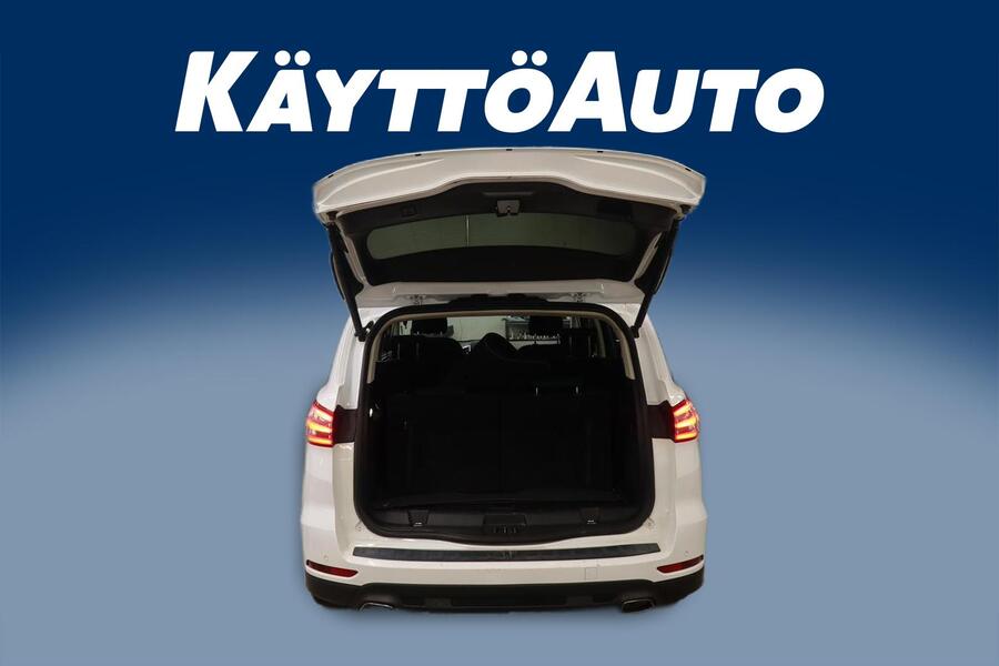 Ford S-MAX vaihtoauto