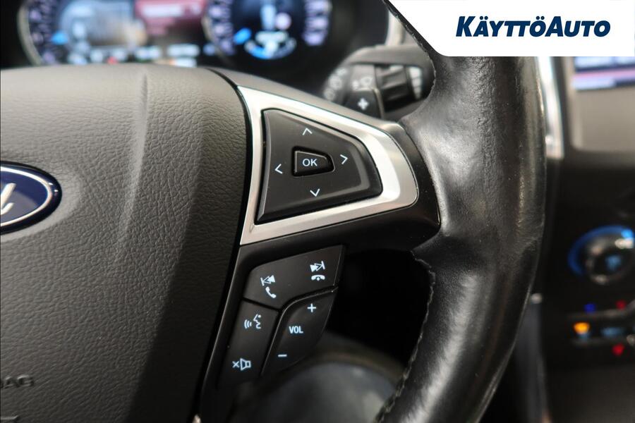 Ford S-MAX vaihtoauto