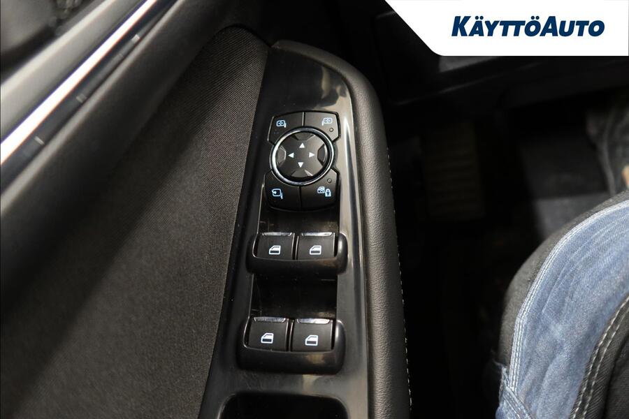 Ford S-MAX vaihtoauto