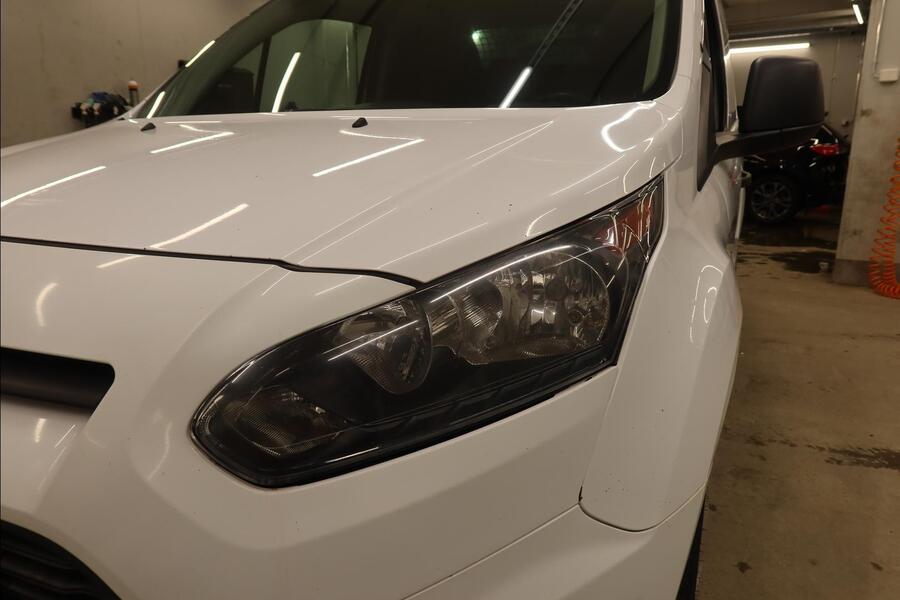 Ford Transit Connect vaihtoauto