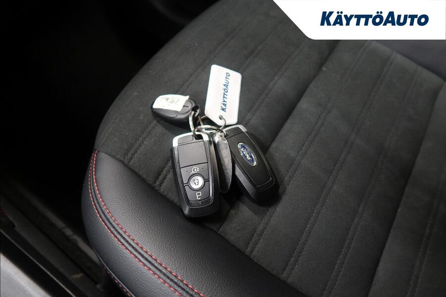 Ford Kuga vaihtoauto