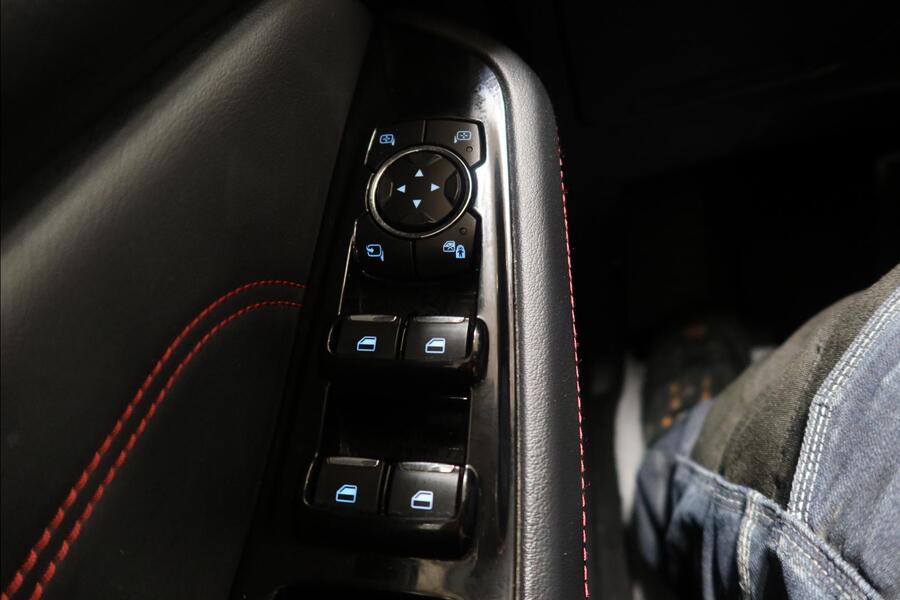 Ford S-MAX vaihtoauto