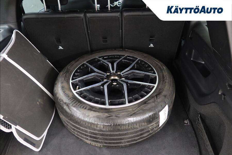 Mercedes-Benz EQB vaihtoauto