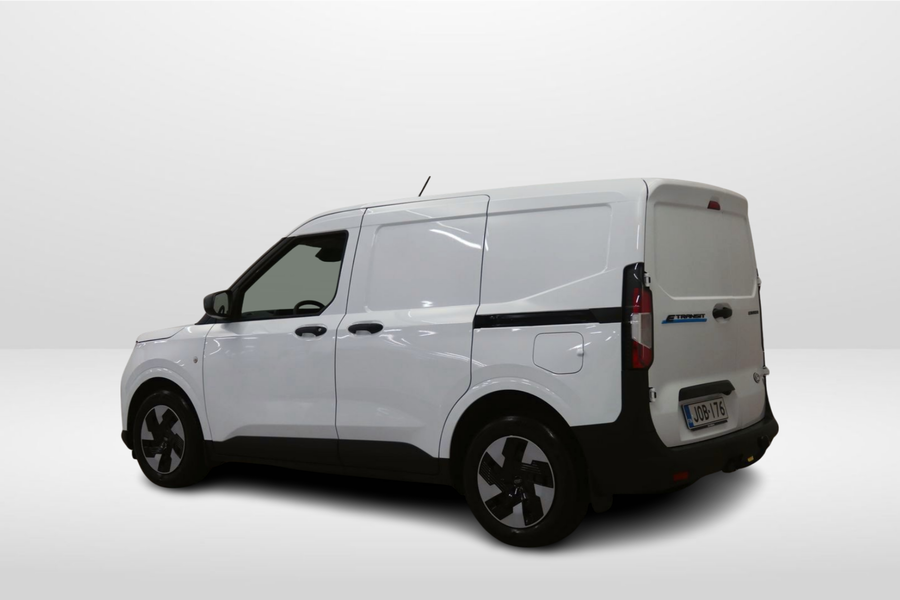 Ford Transit Courier vaihtoauto