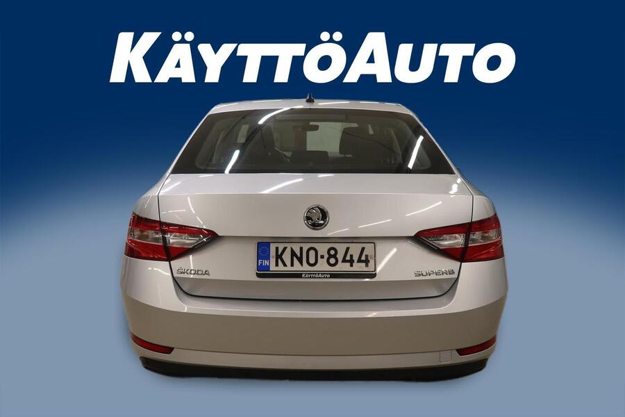 Skoda Superb vaihtoauto