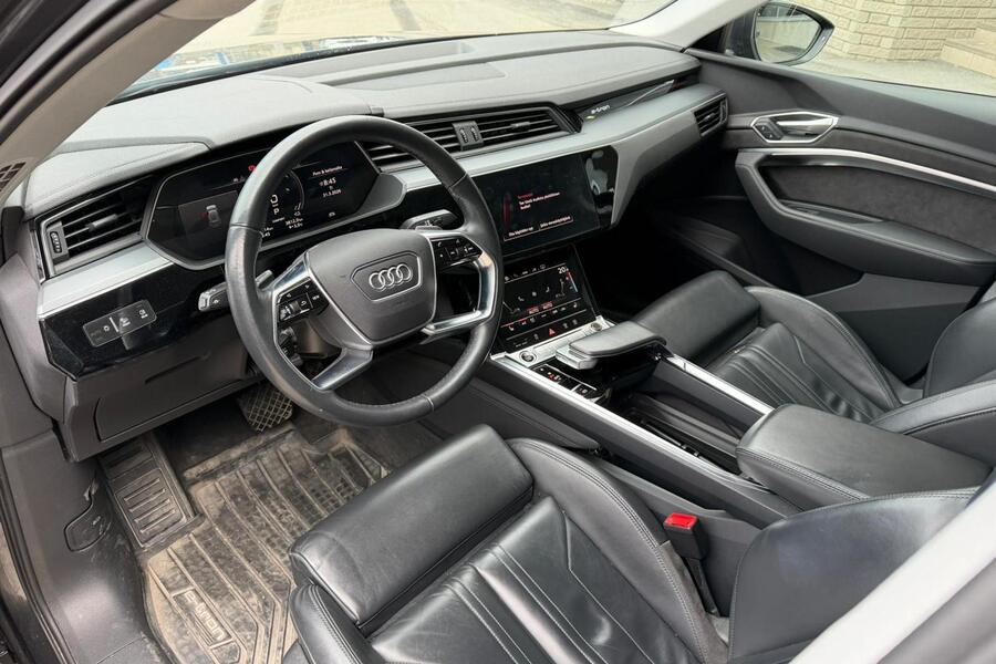 Audi e-tron vaihtoauto