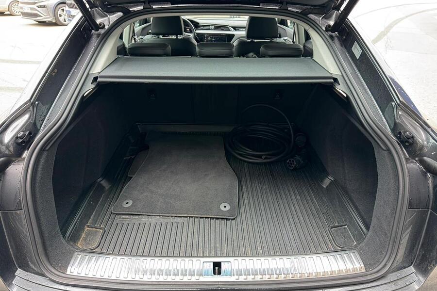 Audi e-tron vaihtoauto