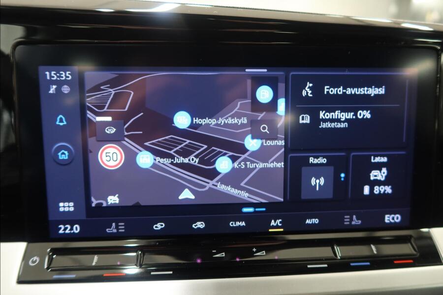 Ford Grand Tourneo Connect vaihtoauto