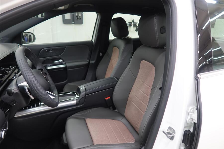 Mercedes-Benz EQA vaihtoauto