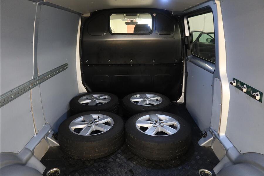 Volkswagen Transporter vaihtoauto